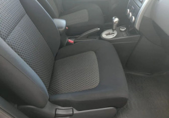 Подержанный автомобиль Nissan X-Trail 2008 года (15 фото)