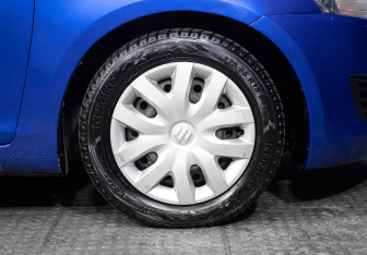 Подержанный автомобиль Suzuki Swift Hatchback 2011 года (22 фото)