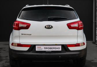Подержанный автомобиль Kia Sportage 2012 года (5 фото)