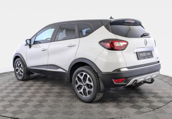 Подержанный автомобиль Renault Kaptur 2020 года (7 фото)