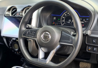 Подержанный автомобиль Nissan Note 2018 года (9 фото)
