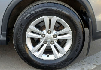Подержанный автомобиль Peugeot 4008 2012 года (9 фото)
