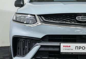 Подержанный автомобиль Geely Tugella 2023 года (23 фото)