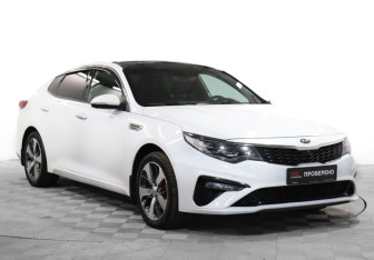 Подержанный автомобиль Kia Optima Sedan 2020 года (3 фото)