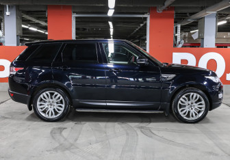 Подержанный автомобиль Land Rover Range Rover Sport 2013 года (4 фото)