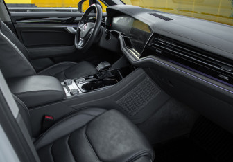 Подержанный автомобиль Volkswagen Touareg 2018 года (7 фото)