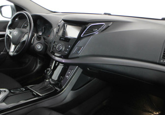 Подержанный автомобиль Hyundai i40 Sedan 2014 года (6 фото)