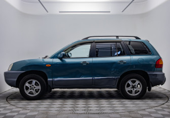 Подержанный автомобиль Hyundai Santa Fe 2004 года (2 фото)