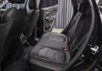 Подержанный автомобиль Москвич 3 2023 года (10 фото)