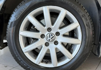 Подержанный автомобиль Volkswagen Jetta Sedan 2008 года (9 фото)