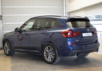 Подержанный автомобиль BMW X3 2019 года (6 фото)