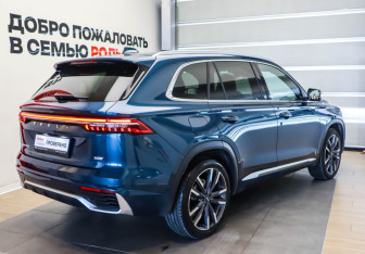 Подержанный автомобиль Geely Monjaro 2024 года (4 фото)