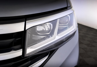 Подержанный автомобиль Volkswagen Teramont 2021 года (15 фото)
