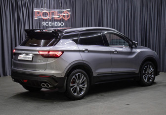 Подержанный автомобиль Geely Coolray 2023 года (5 фото)