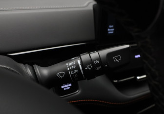 Подержанный автомобиль Changan UNI-K 2023 года (14 фото)