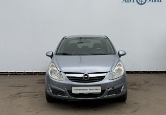 Подержанный автомобиль Opel Corsa 2007 года (2 фото)