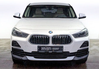 Подержанный автомобиль BMW X2 2021 года (2 фото)