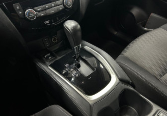 Подержанный автомобиль Nissan X-Trail 2019 года (16 фото)