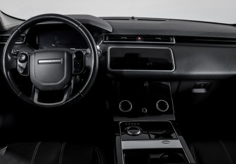 Подержанный автомобиль Land Rover Range Rover Velar 2020 года (12 фото)