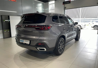 Подержанный автомобиль Chery Tiggo 8 2024 года (4 фото)