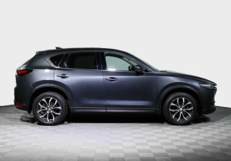 Подержанный автомобиль Mazda CX-5 2017 года (4 фото)