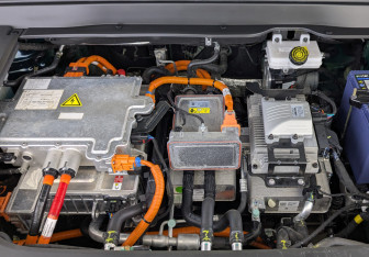 Подержанный автомобиль Evolute i-SKY 2024 года (9 фото)