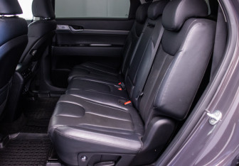 Подержанный автомобиль Hyundai Palisade 2021 года (11 фото)