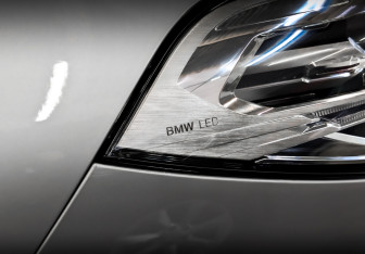 Подержанный автомобиль BMW X2 2020 года (25 фото)
