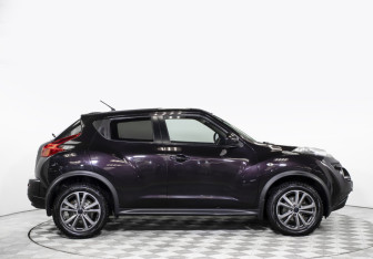 Подержанный автомобиль Nissan Juke 2012 года (4 фото)