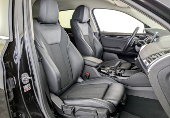 Подержанный автомобиль BMW X4 2020 года (23 фото)