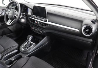 Подержанный автомобиль Kia Cerato Sedan 2022 года (5 фото)