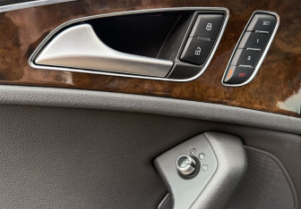Подержанный автомобиль Audi A6 Sedan 2014 года (13 фото)