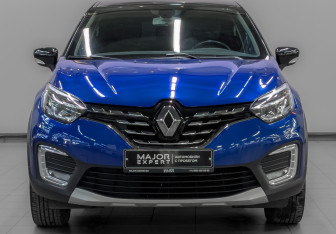 Подержанный автомобиль Renault Kaptur 2022 года (2 фото)