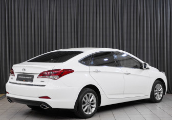 Подержанный автомобиль Hyundai i40 Sedan 2015 года (4 фото)
