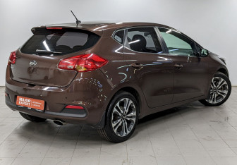 Подержанный автомобиль Kia Ceed Hatchback 2014 года (5 фото)