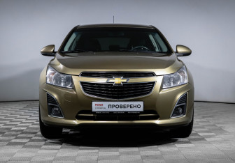 Подержанный автомобиль Chevrolet Cruze Hatchback 2013 года (2 фото)