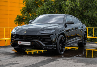 Подержанный автомобиль Lamborghini Urus 2020 года (1 фото)