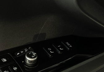 Подержанный автомобиль Toyota Camry Sedan 2024 года (16 фото)