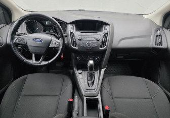 Подержанный автомобиль Ford Focus Sedan 2017 года (11 фото)