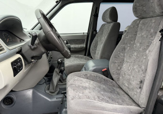 Подержанный автомобиль УАЗ Patriot 2011 года (10 фото)