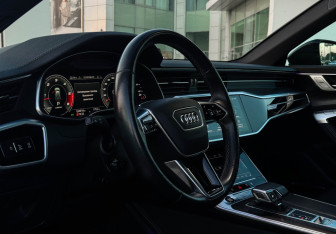 Подержанный автомобиль Audi A6 allroad 2021 года (13 фото)