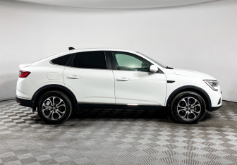 Подержанный автомобиль Renault Arkana 2021 года (4 фото)