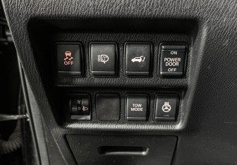 Подержанный автомобиль Nissan Pathfinder 2014 года (14 фото)