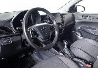 Подержанный автомобиль Hyundai Solaris Sedan 2021 года (11 фото)