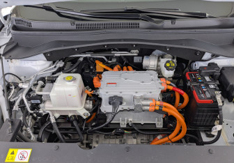 Новый Москвич 3е 2024 (9 фото)