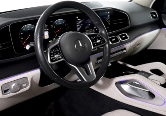 Подержанный автомобиль Mercedes-Benz GLE 2019 года (13 фото)