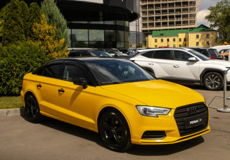 Подержанный автомобиль Audi A3 Sedan 2018 года (2 фото)