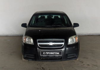Подержанный автомобиль Chevrolet Aveo Sedan 2011 года (2 фото)