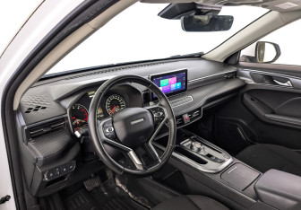 Подержанный автомобиль Haval Jolion 2023 года (15 фото)