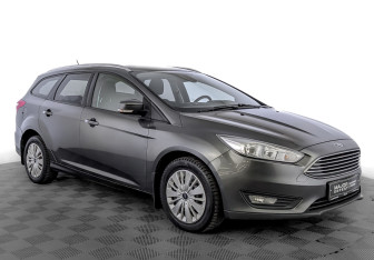 Подержанный автомобиль Ford Focus Wagon 2019 года (3 фото)